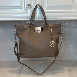 Michael Kors Bag Purse Handbag Leather Channing Large Pebbled Satchel Tote Bag